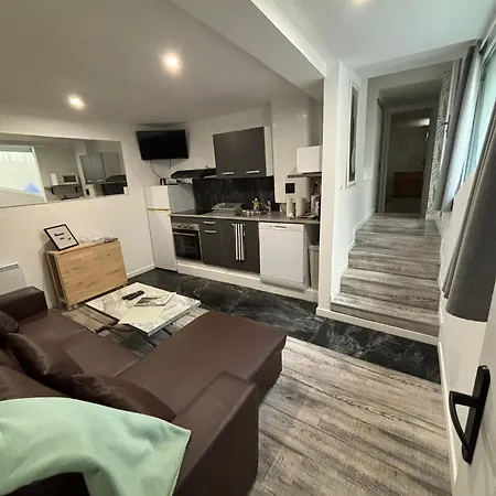 Apartment Proximite Rer A , Souplex Confort, 2